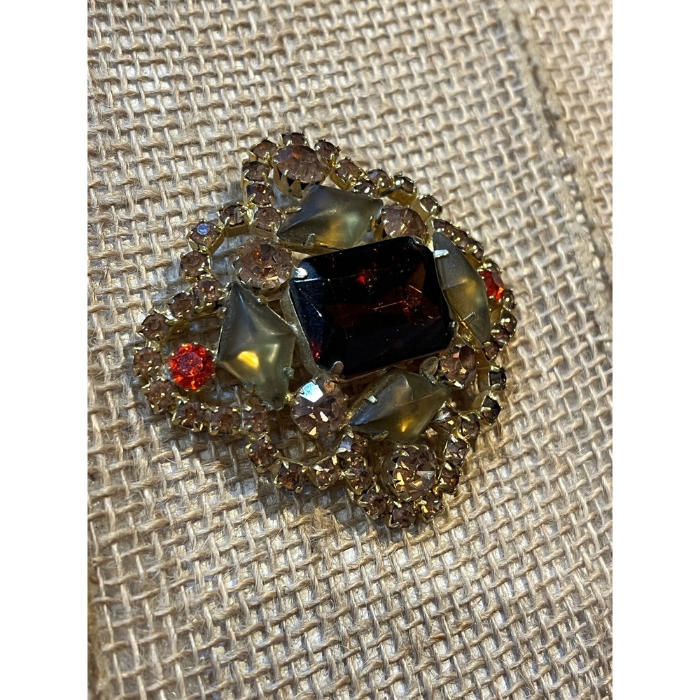 Vintage Amber Rhinestone Brooch Gold Tone Frosted Cabochon Statement Pin 2 Inch